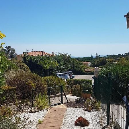Au Coin De L'Olivier Apartment Le Lavandou Bagian luar foto